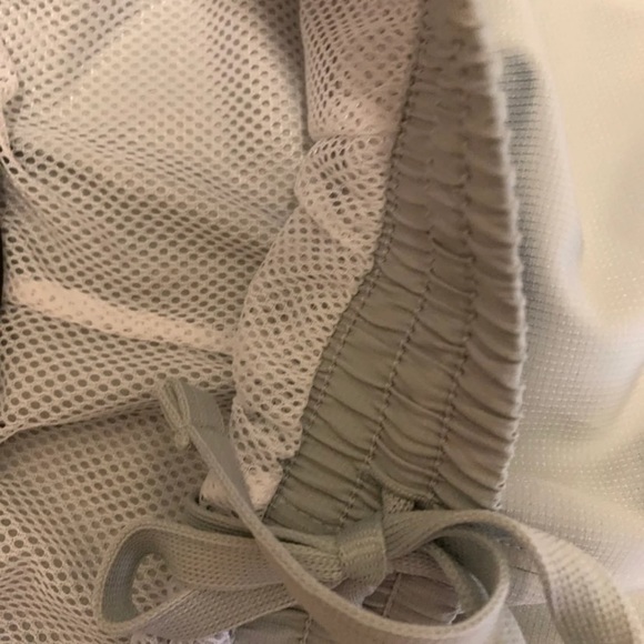 Under Armour Pants New - Picture 5 of 12